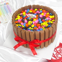 KitKat Gems Cake - 1Kg